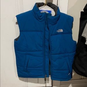 Boys North face vest